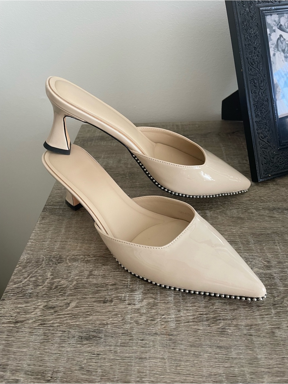 Size 9 Pointed Toe Beaded Mules 2.6” Kitten Heels. faux patent leather Nude